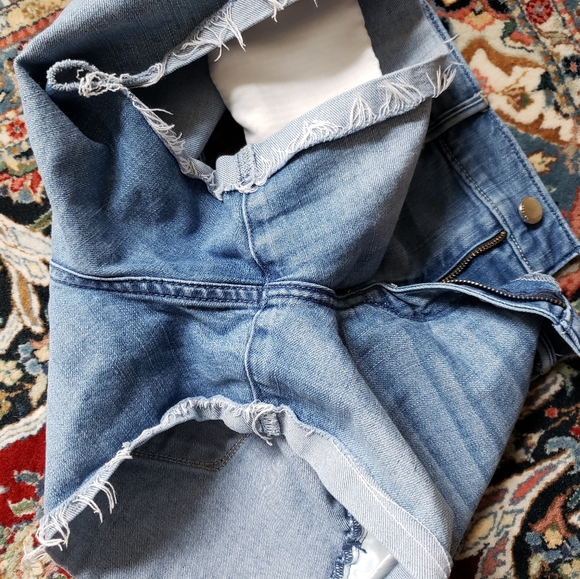 ⭐ABERCROMBIE & FITCH | Denim Shorts 27 - Picture 8 of 14